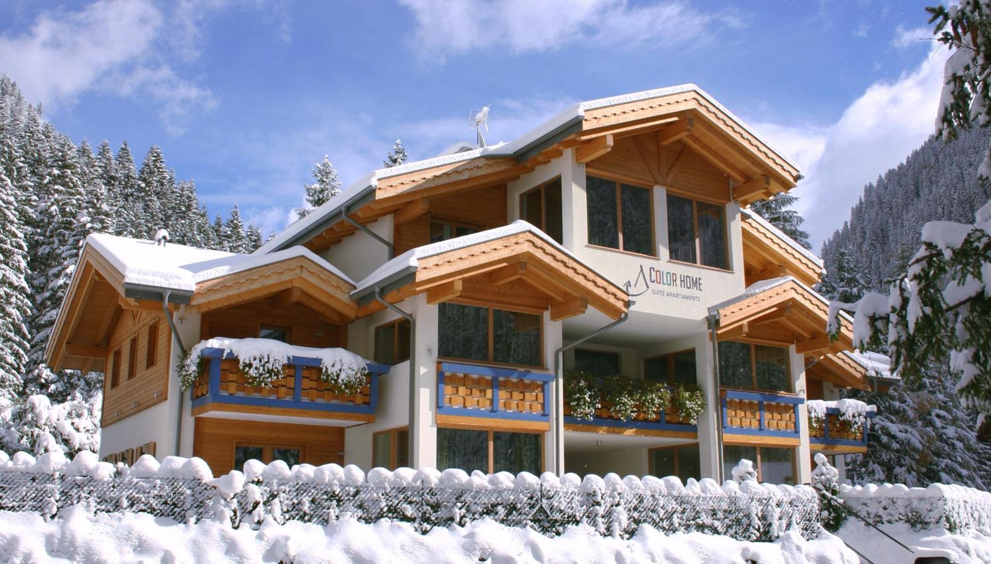Color Home Suite Apartments Predazzo Exterior photo