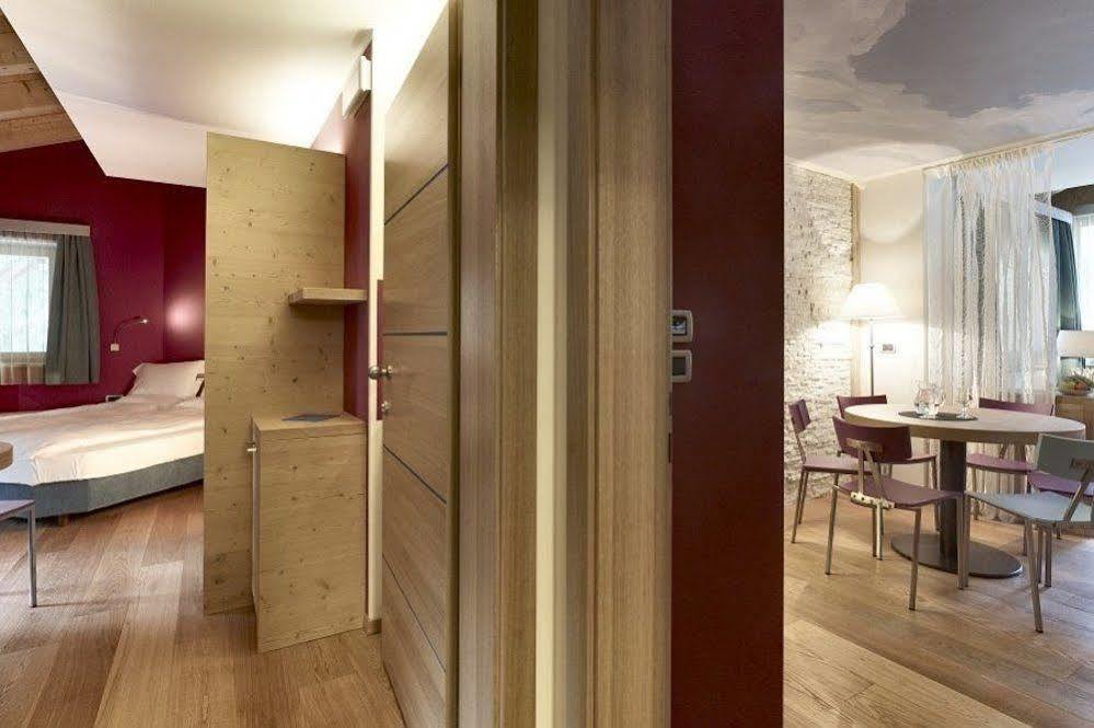 Color Home Suite Apartments Predazzo Exterior photo
